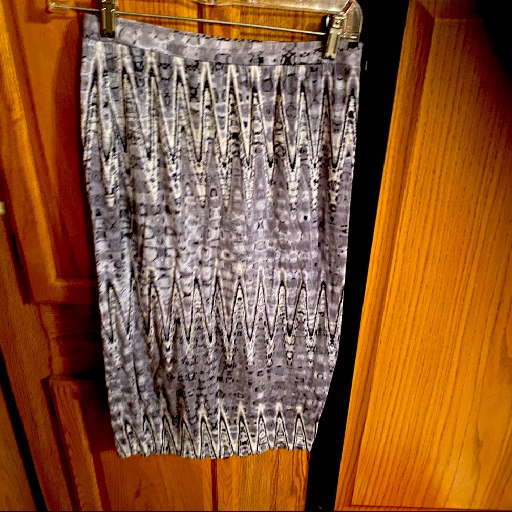 MIDI skirt